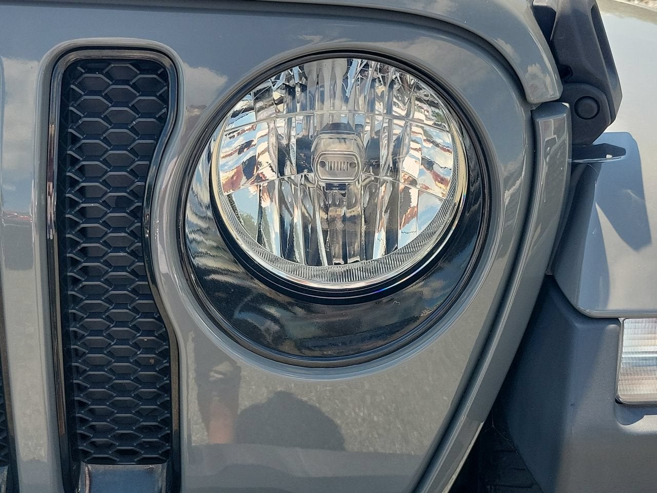 2022 Jeep Wrangler Unlimited Sahara Altitude