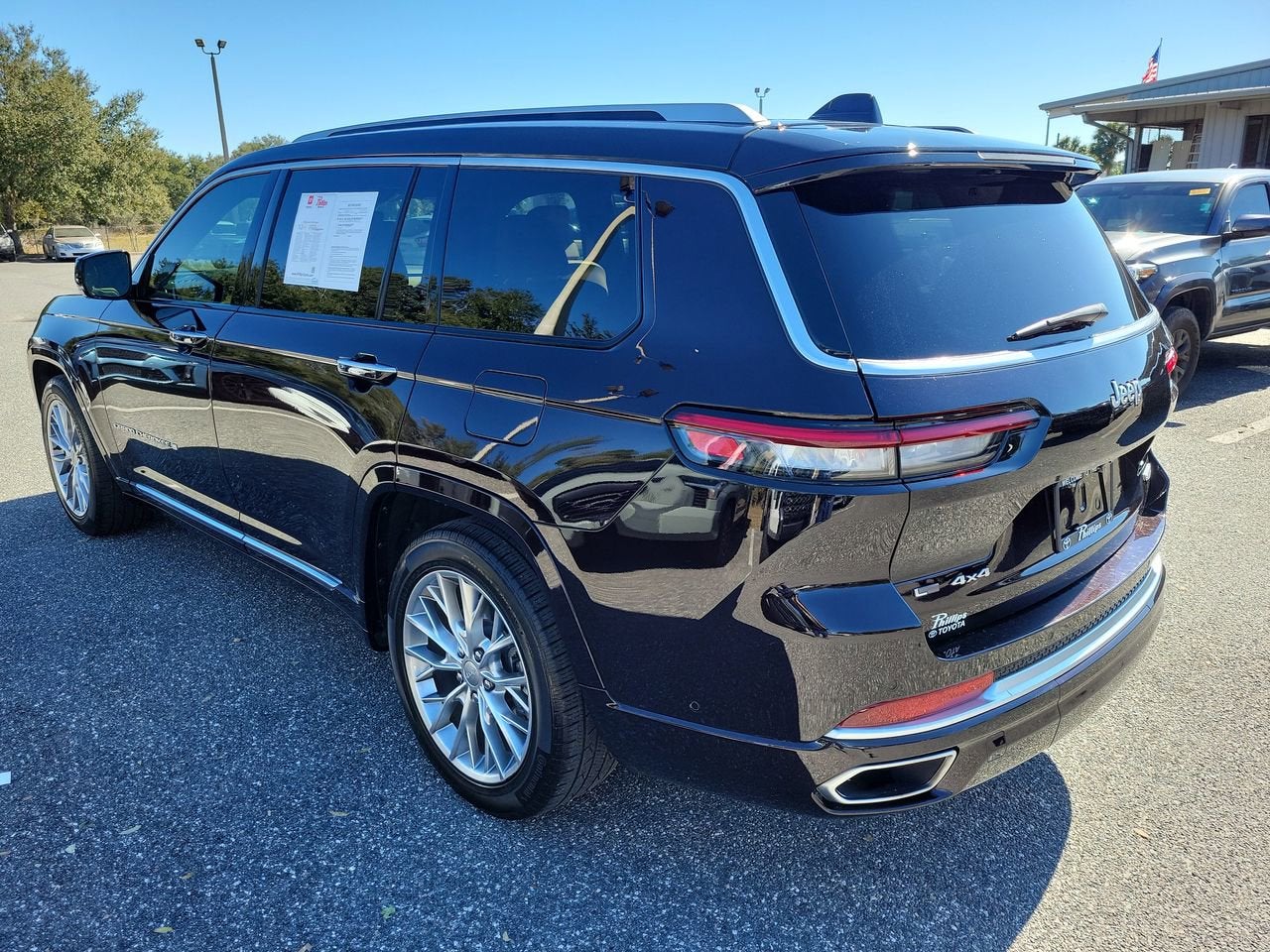 2023 Jeep Grand Cherokee L Summit