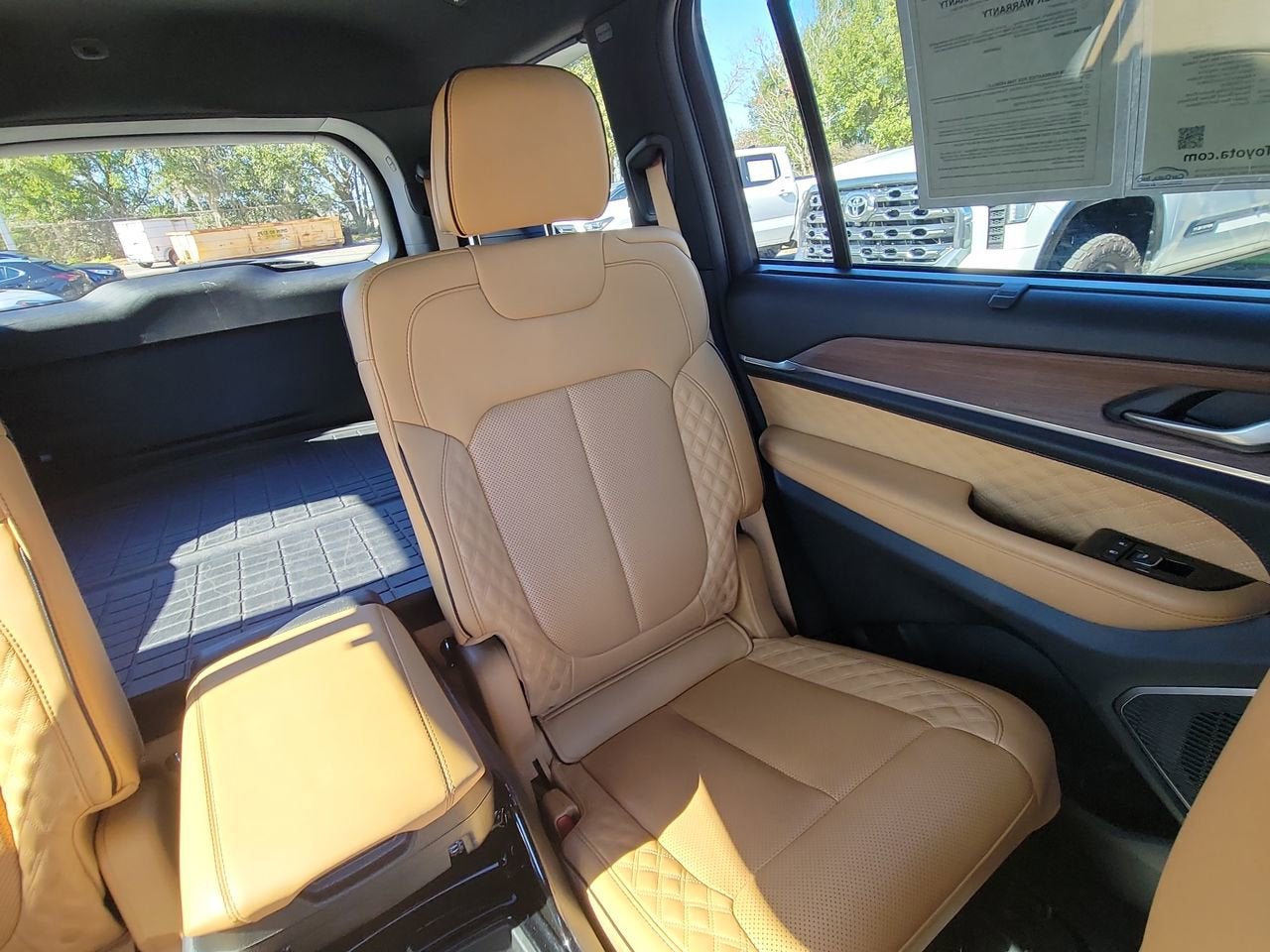 2023 Jeep Grand Cherokee L Summit