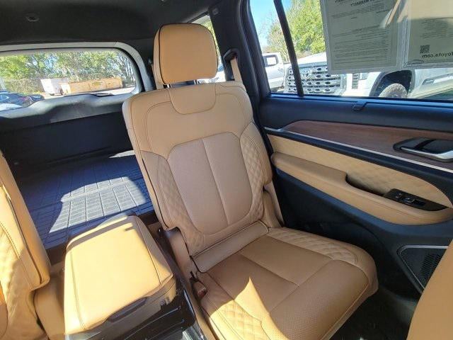 2023 Jeep Grand Cherokee L Summit