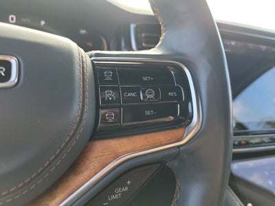 2022 Jeep Grand Wagoneer Series III