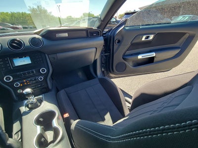 2022 Ford Mustang EcoBoost