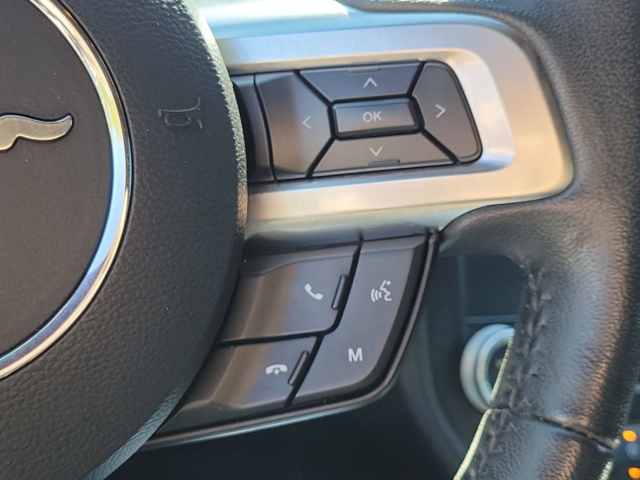 2022 Ford Mustang EcoBoost