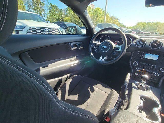 2022 Ford Mustang EcoBoost