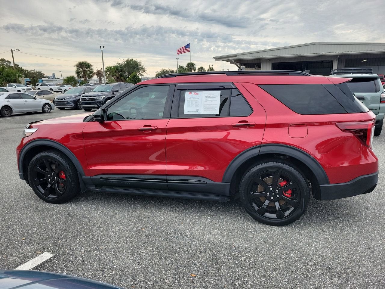 2023 Ford Explorer ST
