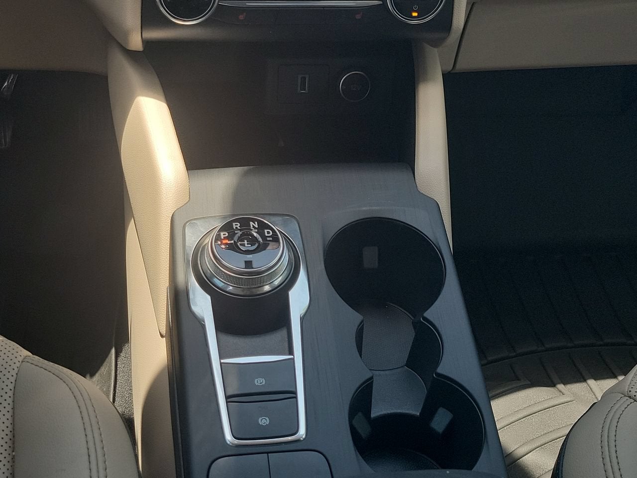 2020 Ford Escape Hybrid SE Sport