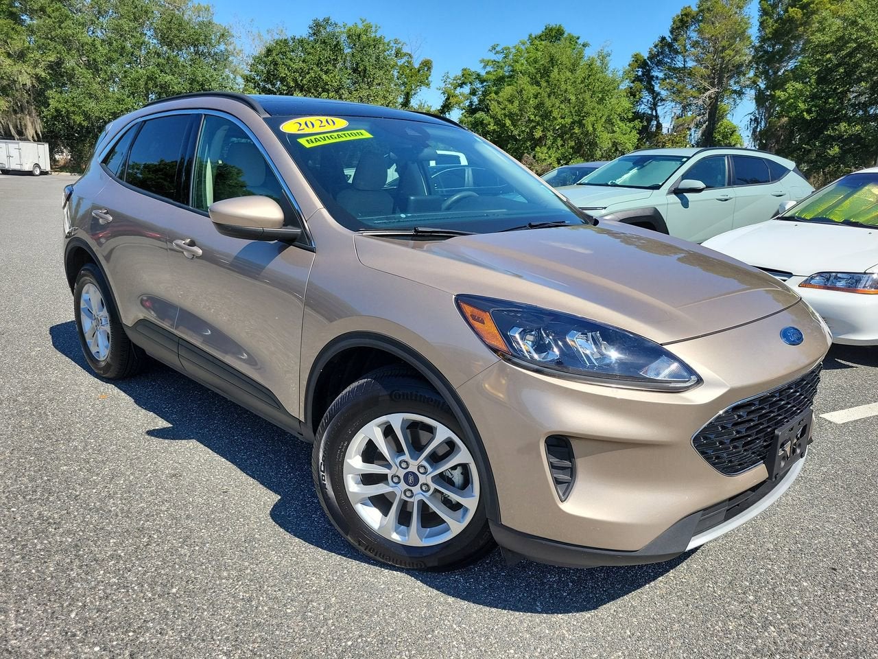 2020 Ford Escape SE