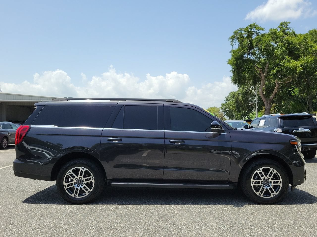 2025 Ford Expedition Max Active