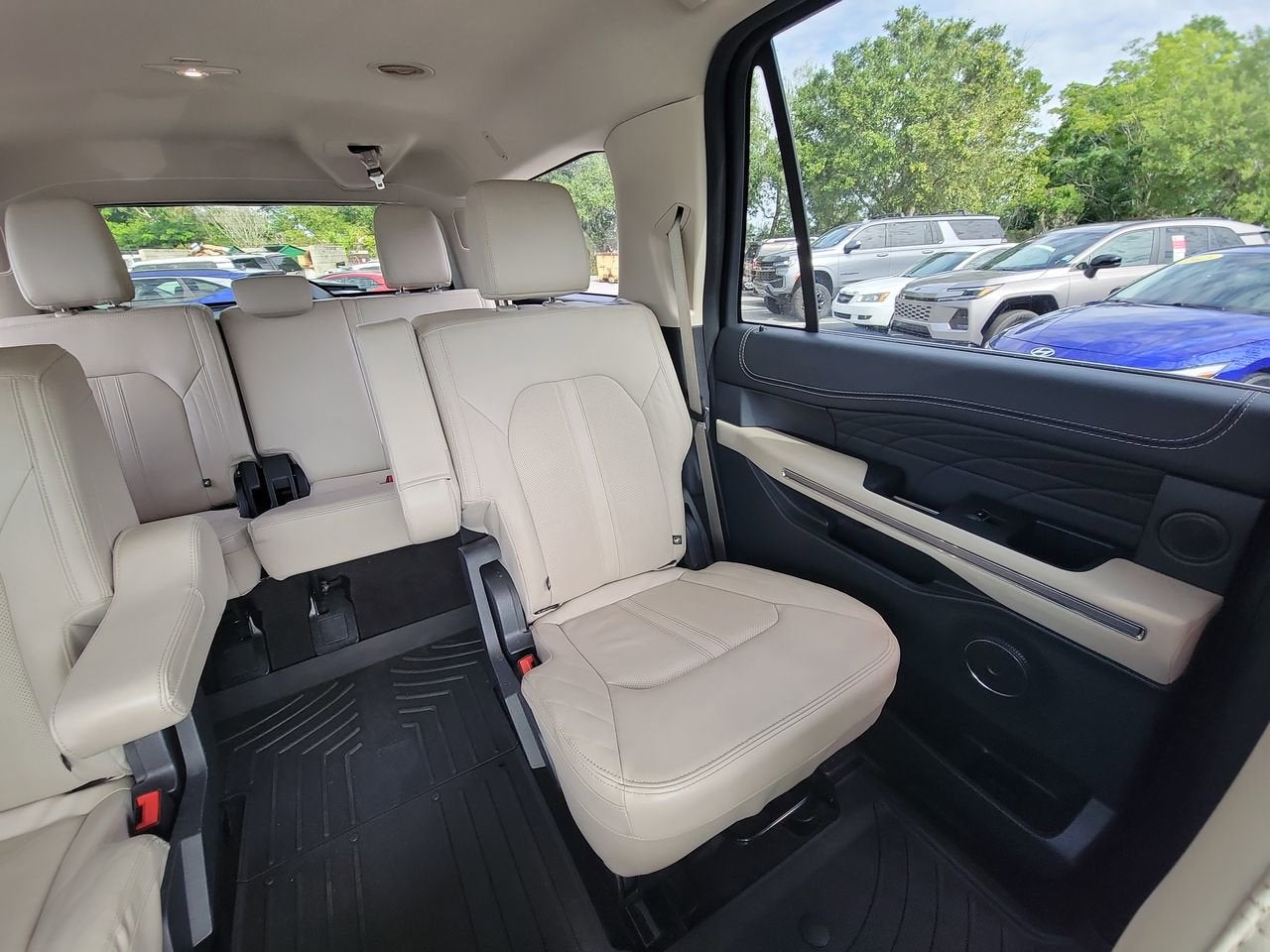 2022 Ford Expedition Max Platinum