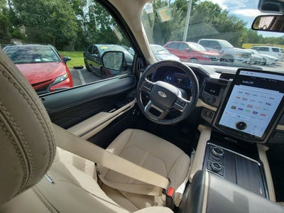 2022 Ford Expedition Max Platinum