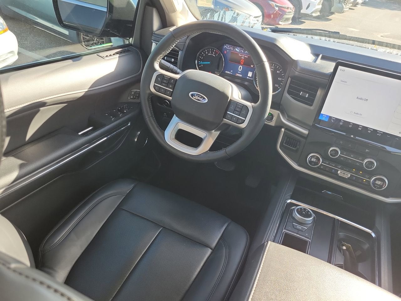 2023 Ford Expedition XLT