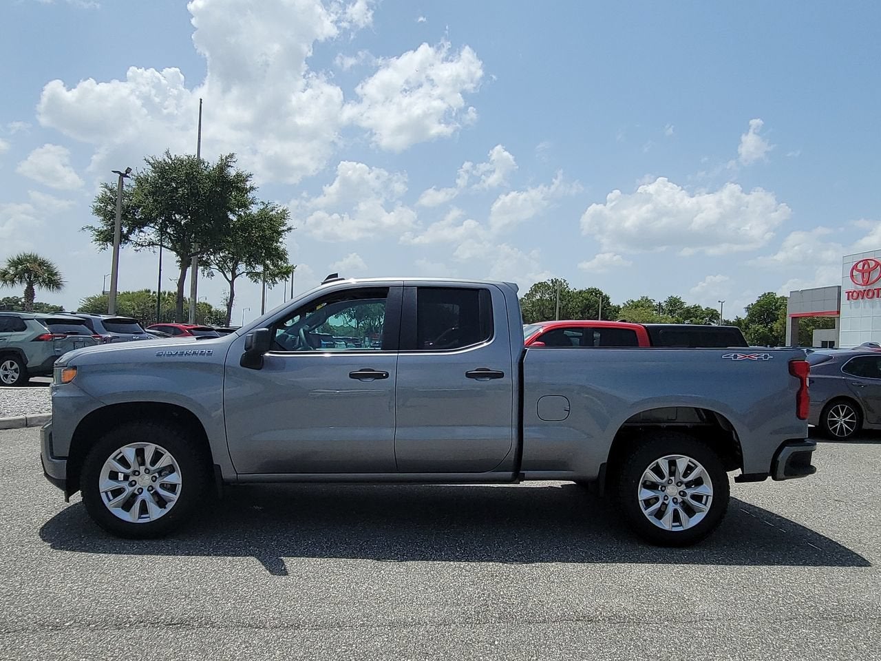 2020 Chevrolet Silverado 1500 Custom