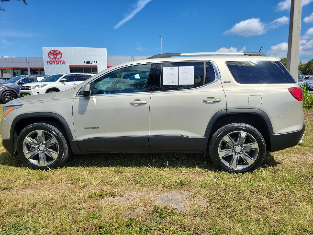 2017 GMC Acadia SLT-2