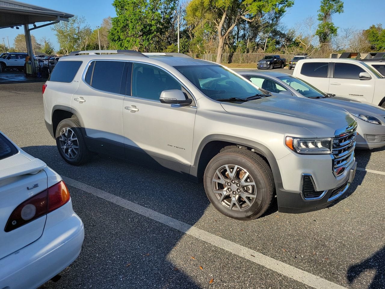 2020 GMC Acadia SLE