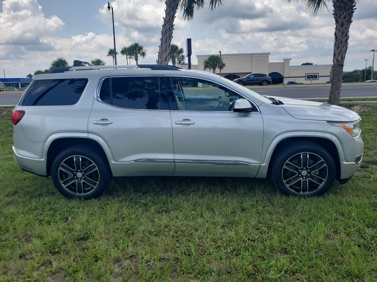 2018 GMC Acadia Denali