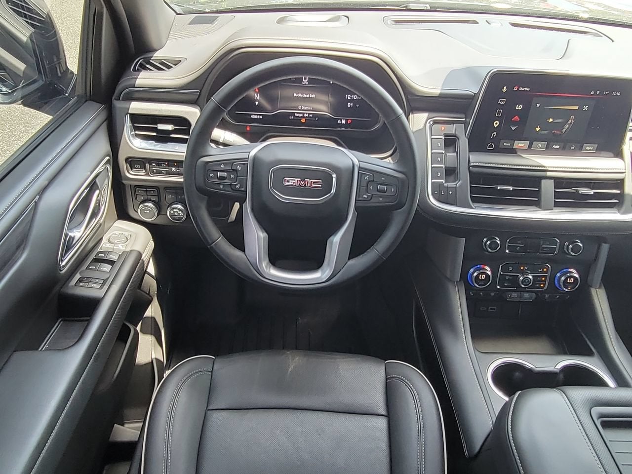 2023 GMC Yukon SLT