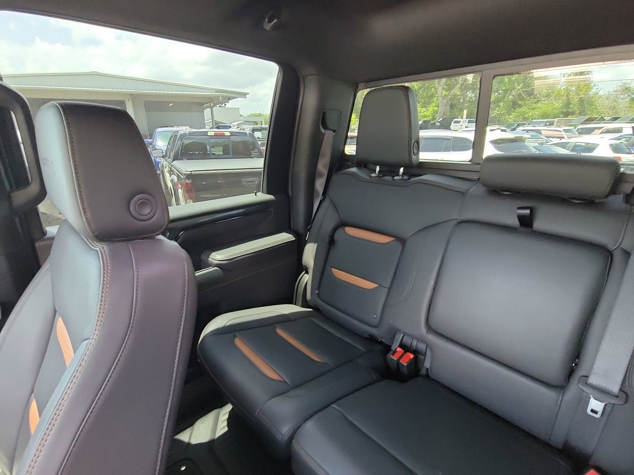 2025 GMC Sierra 2500HD AT4