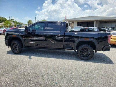 2025 GMC Sierra 2500HD AT4