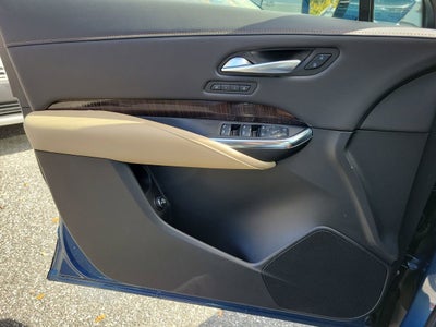 2024 Cadillac XT4 Premium Luxury