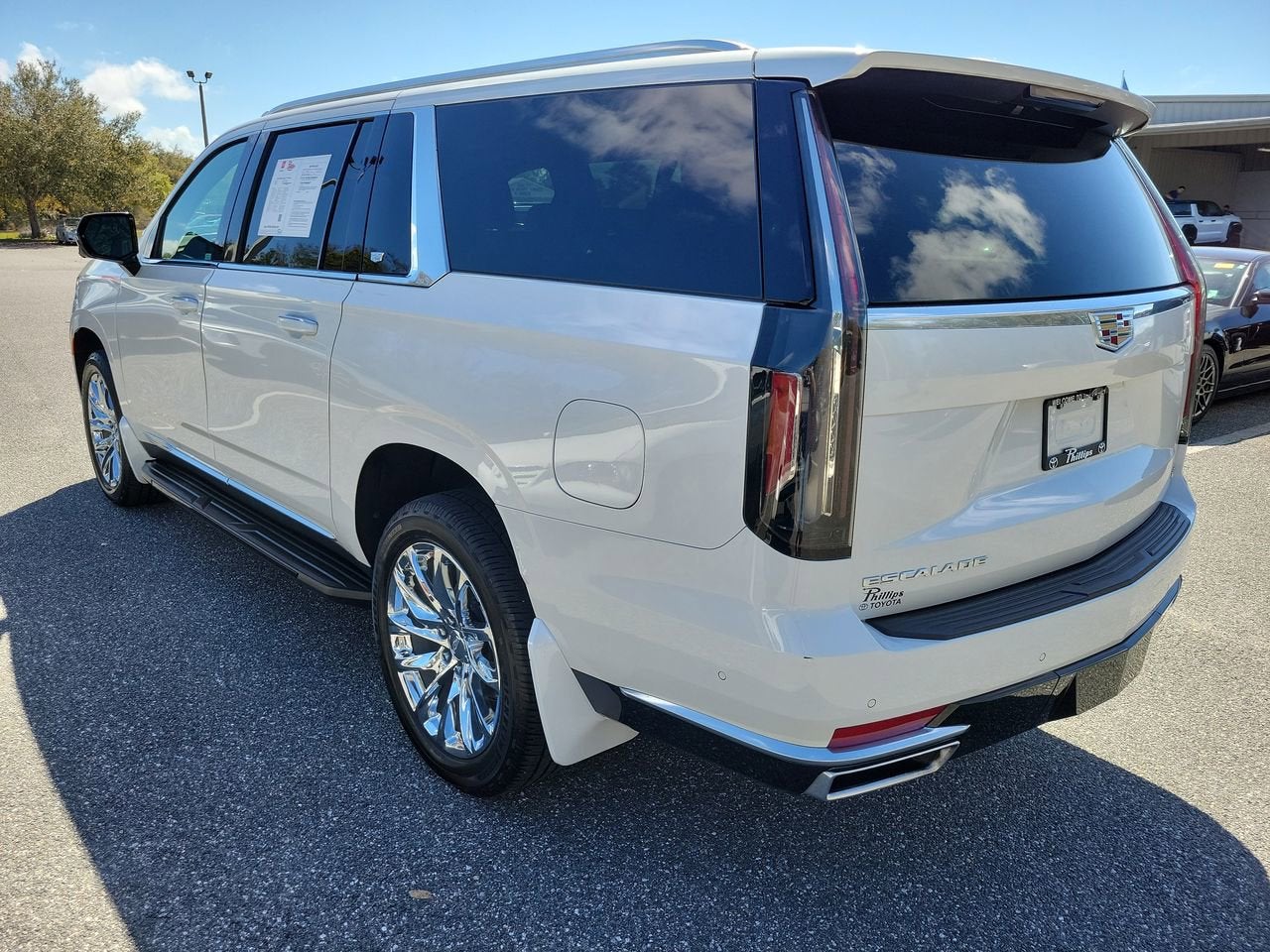 2021 Cadillac Escalade ESV Premium