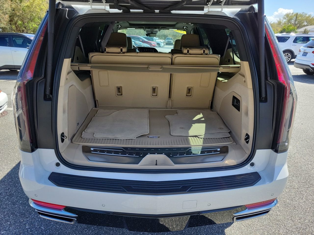 2021 Cadillac Escalade ESV Premium