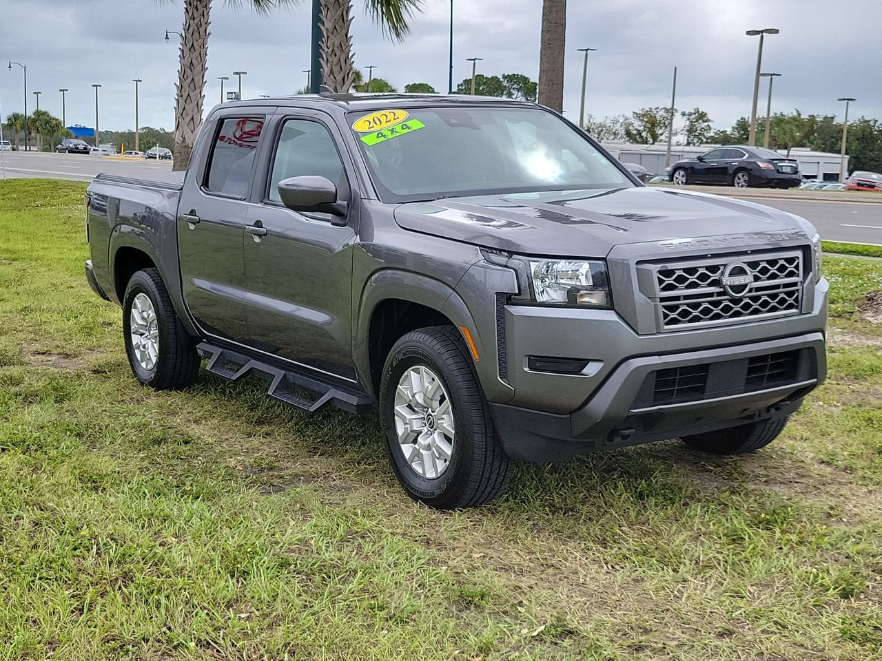 2022 Nissan Frontier SV