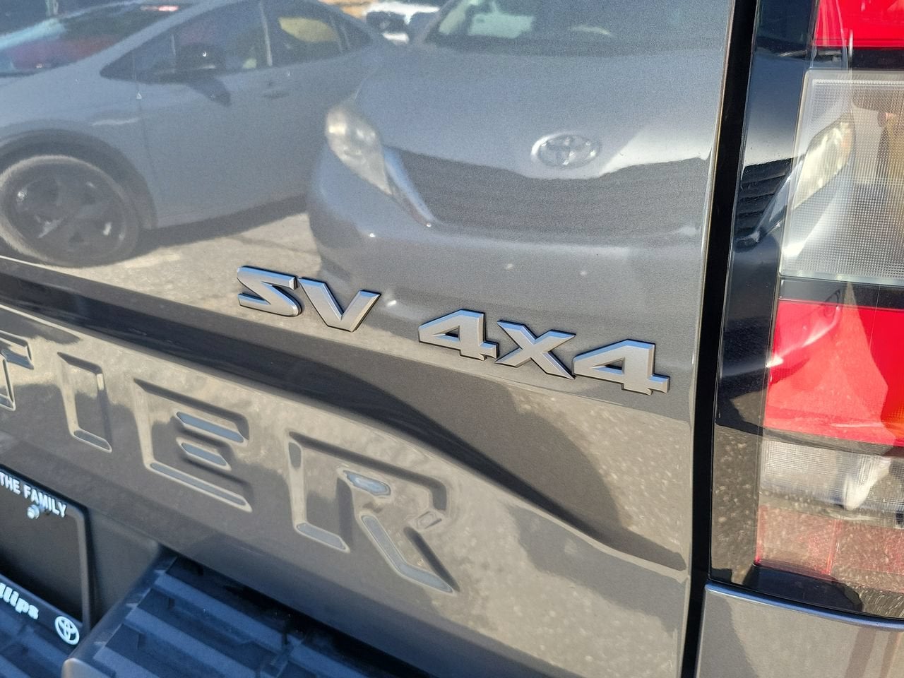2022 Nissan Frontier SV