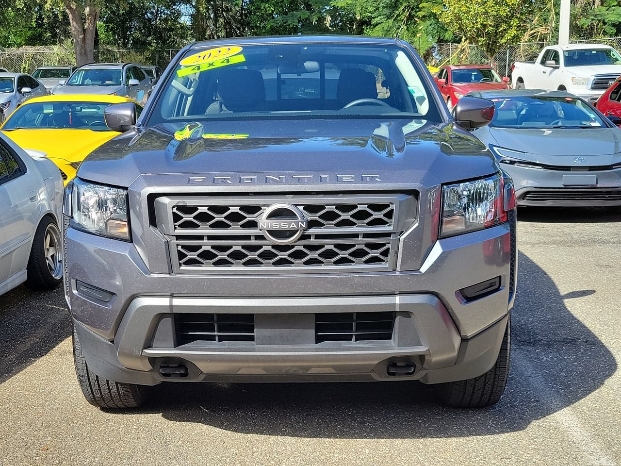 2022 Nissan Frontier SV