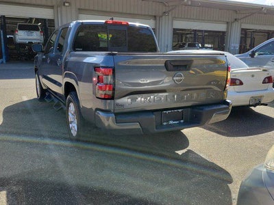 2022 Nissan Frontier SV