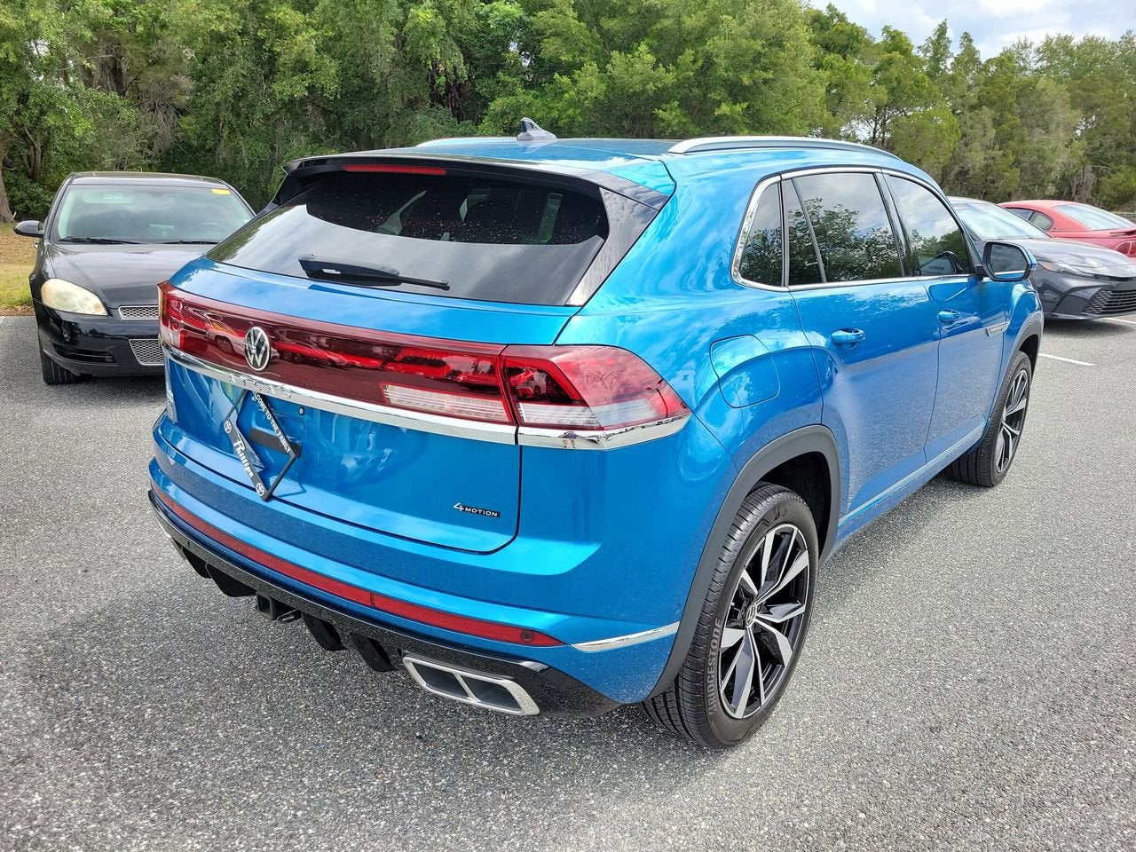 2025 Volkswagen Atlas Cross Sport 2.0T SEL Premium R-Line