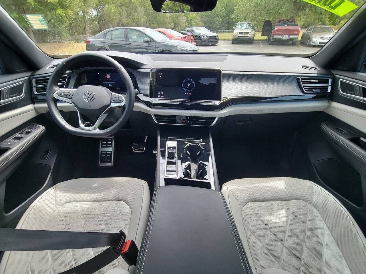 2025 Volkswagen Atlas Cross Sport 2.0T SEL Premium R-Line