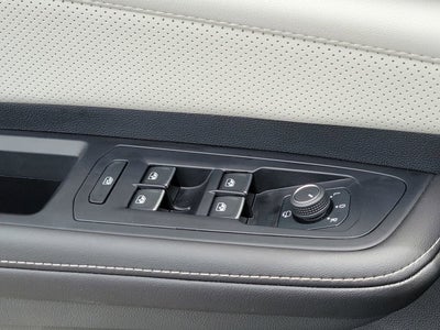 2025 Volkswagen Atlas Cross Sport 2.0T SEL Premium R-Line
