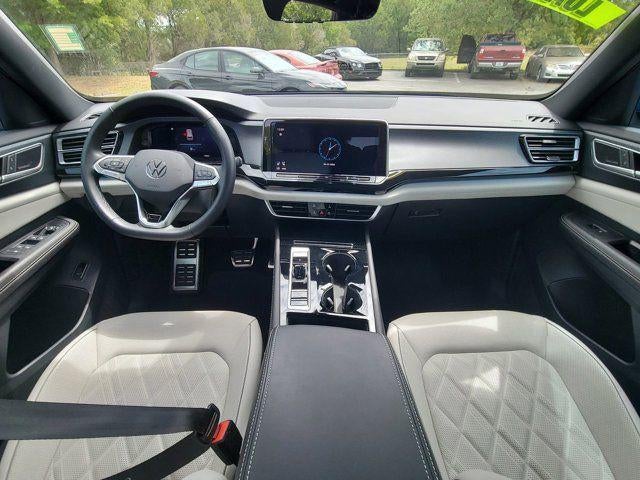 2025 Volkswagen Atlas Cross Sport 2.0T SEL Premium R-Line