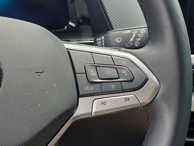 2025 Volkswagen Atlas Cross Sport 2.0T SEL Premium R-Line