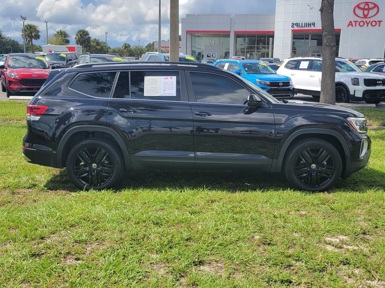 2024 Volkswagen Atlas 2.0T SE w/Technology