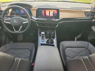 2024 Volkswagen Atlas 2.0T SE w/Technology