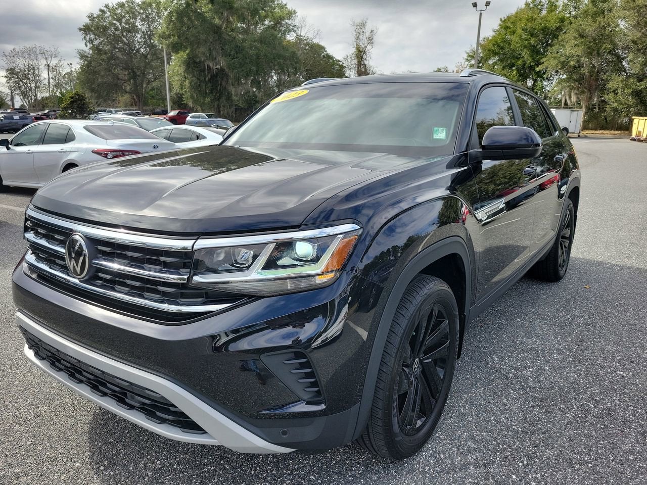 2023 Volkswagen Atlas Cross Sport 2.0T SE w/Technology
