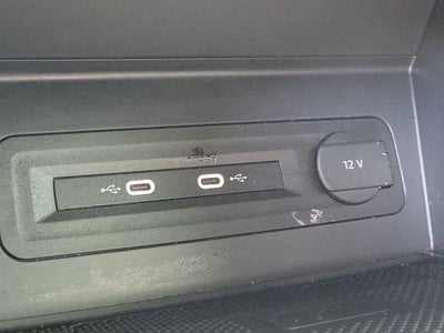 2023 Volkswagen Atlas Cross Sport 2.0T SE w/Technology