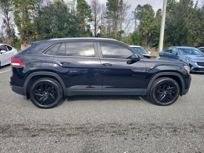 2023 Volkswagen Atlas Cross Sport 2.0T SE w/Technology