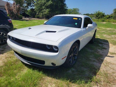 2022 Dodge Challenger SXT