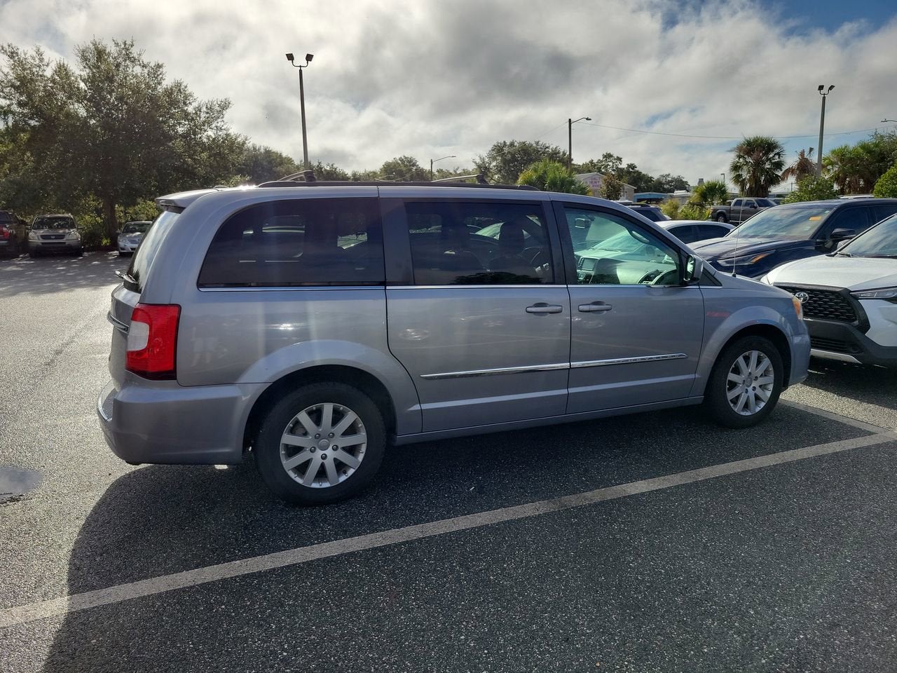 2014 Chrysler Town & Country Touring