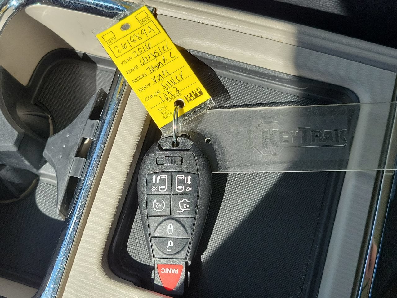 2016 Chrysler Town & Country Touring