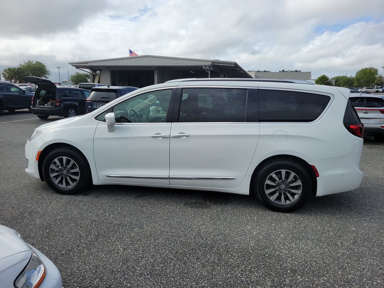 2020 Chrysler Pacifica Touring L Plus
