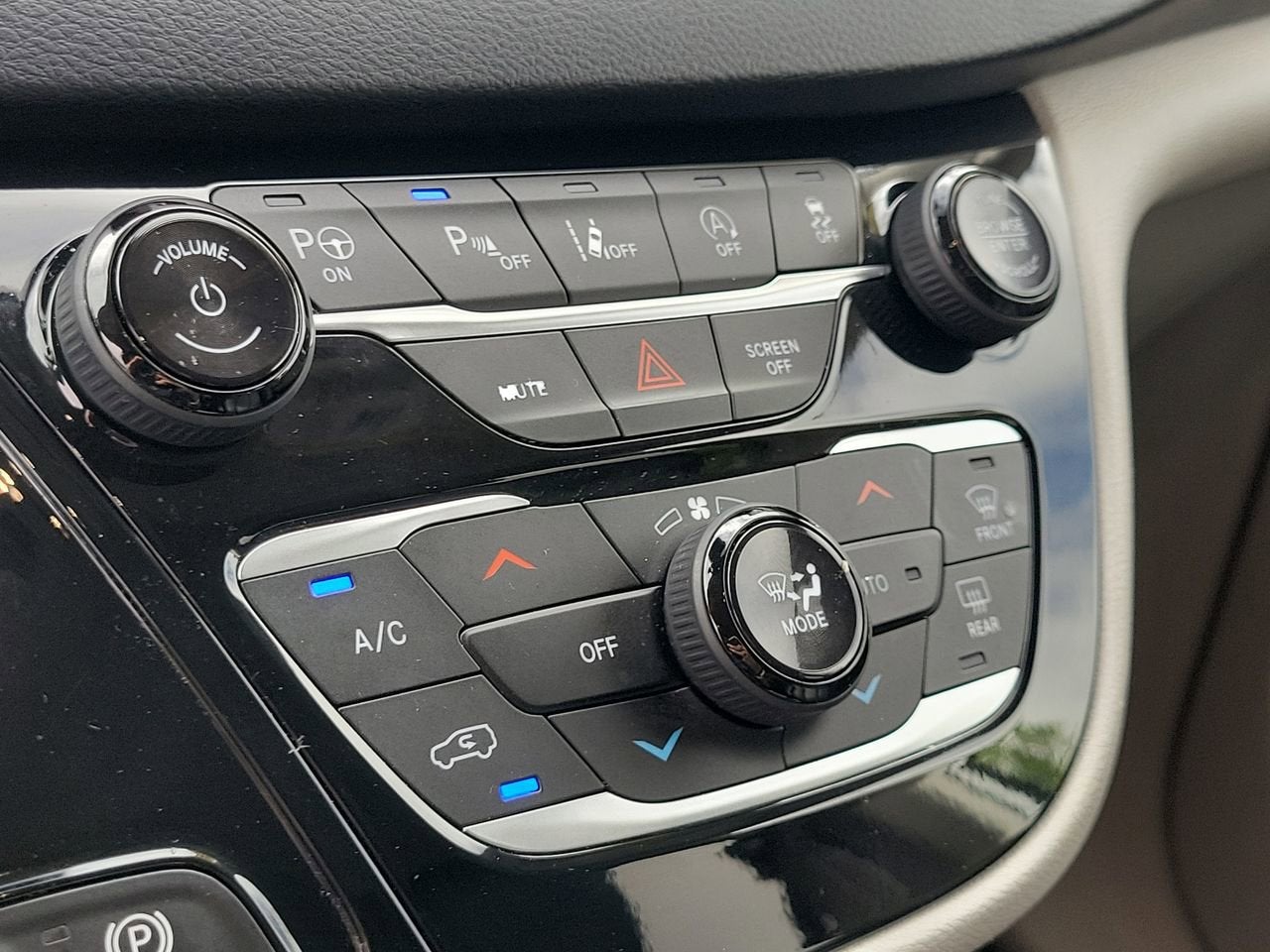 2020 Chrysler Pacifica Touring L Plus