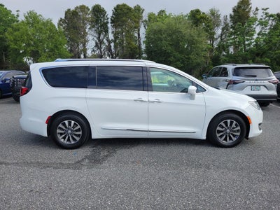 2020 Chrysler Pacifica Touring L Plus