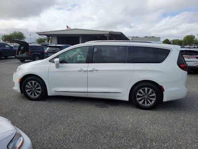2020 Chrysler Pacifica Touring L Plus