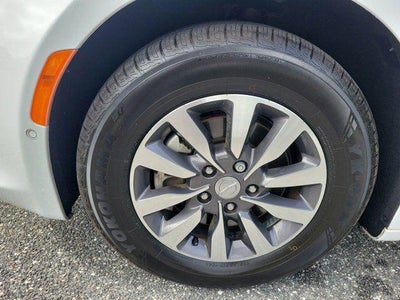 2020 Chrysler Pacifica Touring L Plus