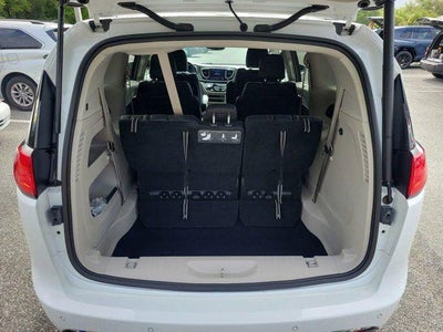 2020 Chrysler Pacifica Touring L Plus