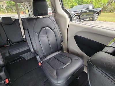 2020 Chrysler Pacifica Touring L Plus