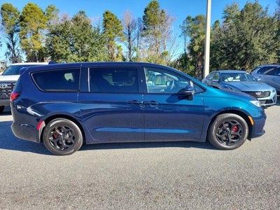 2022 Chrysler Pacifica Limited